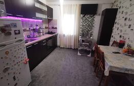 Apartament 3 camere, decomandat, zona Centrala-Filiasi