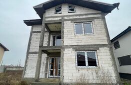 Casa la rosu P+1E, 156 mp utili ,Isalnita