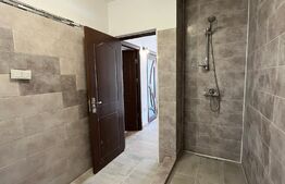 Casă recent renovată, P + 1, 3 camere, zonă centrală 