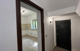 Casă recent renovată, P + 1, 3 camere, zonă centrală 