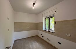Casă recent renovată, P + 1, 3 camere, zonă centrală 
