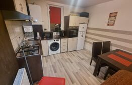 Apartament 3 camere decomandate, Zona Calea Bucuresti( Teatru Colibri)