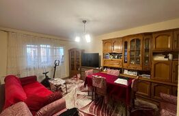 Ocazie, Apartament 3 camere decomandate, etaj intermediar, Strada Spania