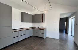 Casa superba de 4 camere, piscina, Zona Ford