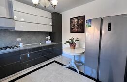 Casa spatioasa, 4 camere, zona Facai