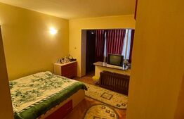 Apartament, 3 camere, 70mp, 1 Mai, zona Insula/Spital