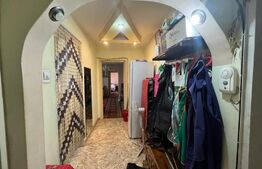 Ocazie, Apartament 3 camere, intermediar, centrala, Valea Rosie!