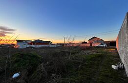 Teren intravilan 750 mp, front 34 m, Drumul Muntenilor