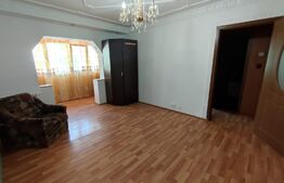 Apartament 3 camere, Craiovita Noua( Zona Racheta)