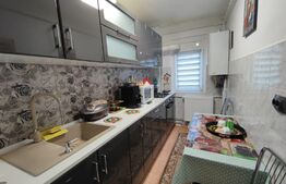 Apartament 3 camere semidecomandat, centrala termica, zona Niela