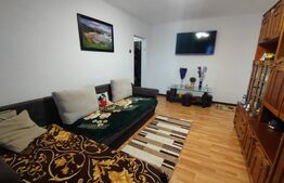 Apartament 3 camere semidecomandat, centrala termica, zona Niela