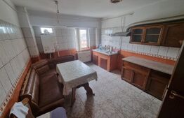 Ocazie !!! Apartament 4 camere decomandat 100mp, Craiovita Noua 