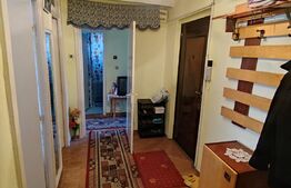 Apartament 3 camere, decomandat, Zona Centrul Multifunctional