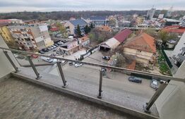 Apartament 2 camere decomandat, bloc nou, 1 Mai( zona Scoala 36)