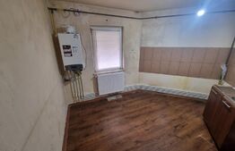 Apartament 2 camere decomandat, Cornitoiu( zona Liceul Bibescu)