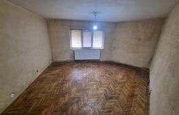 Apartament 2 camere decomandat, Cornitoiu( zona Liceul Bibescu)