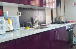 Apartament 3 camere decomandat, Zona Cornitoiu