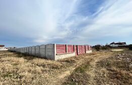 Teren intravilan împrejmuit cu gard și porți, 1.160 mp, cartier Veteranilor