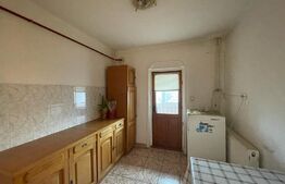 Apartament 2 camere decomandate, etaj intermediar, 1 Mai