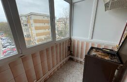 Apartament 2 camere decomandate, etaj intermediar, 1 Mai