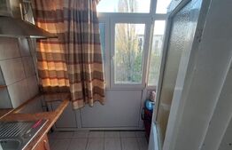 Apartament de 2 camere, decomandat de 54 mp, Cartier Rovine, Zona Pizza Ibiza