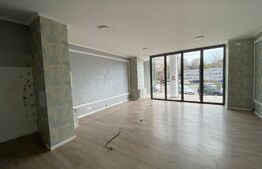 Spatiu comercial, 75 mp, vitrina, 2 intrari, zona KFC