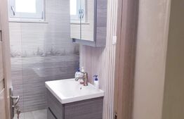 Apartament 3 camere, 68 mp, 1 Mai, zona Helin