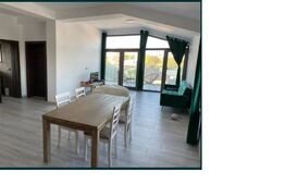 Apartament 2 camere, 83 mp cu terasa, zona Centrala 