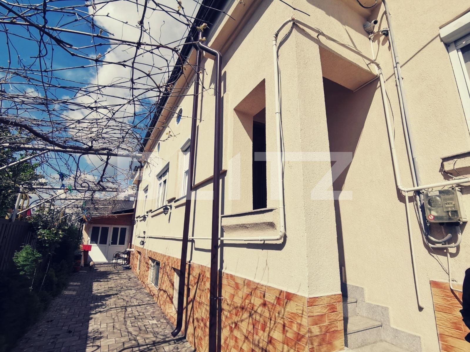 Casa de vânzare 7 camere 1 Mai - 114558CV | BLITZ Craiova | Poza2