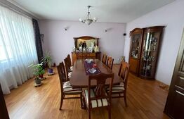 Casa 264 mp cu teren 800 mp , zona Rovine