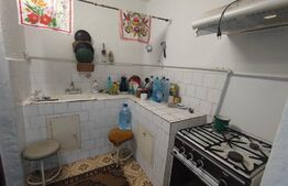 Apartament 3 camere, decomandat, centrala termica, zona Intim-Lapus