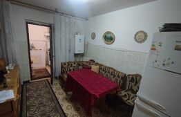 Apartament 3 camere, decomandat, centrala termica, zona Intim-Lapus