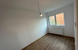 Apartament 3 camere, semidecomandat, etaj intermediar, zona Centrala (Curtea de Apel)