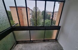 Apartament 2 camere decomandate, Rovine ( Zona parculet)
