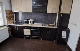 Apartament 3 camere semidecomandat, Craiovita Noua ( Statia de salvare)