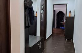 Apartament 3 camere semidecomandat, Craiovita Noua ( Statia de salvare)