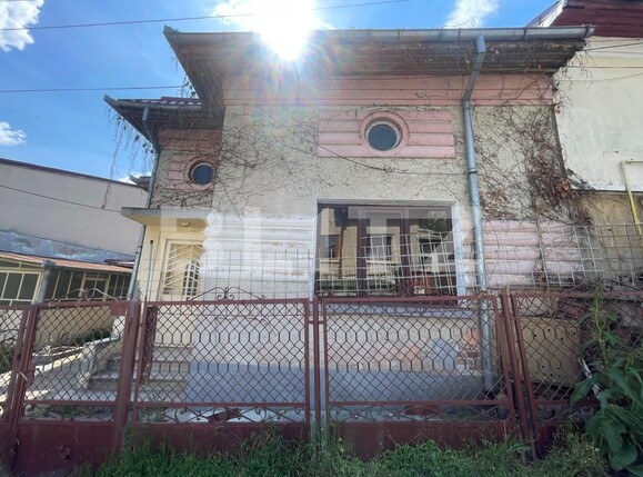 Casa de vânzare 4 camere Central - 115858CV | BLITZ Craiova | Poza1