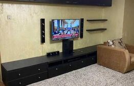 Apartament cu 3 camere semidecomandat Rovine