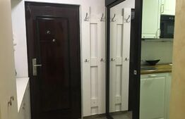 Apartament cu 3 camere semidecomandat Rovine