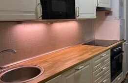 Apartament cu 3 camere semidecomandat Rovine