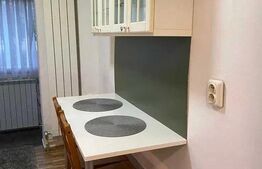 Apartament cu 3 camere semidecomandat Rovine