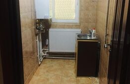 Apartament 3 camere, zona Centrala-Filiasi