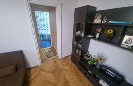 Apartament 3 camere semidecomandat, Central zona Nanterre