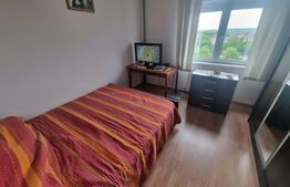 Apartament 3 camere decomandat, 1 Mai zona Targ