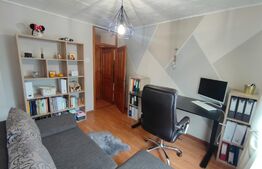 Apartament 3 camere 2 bai, centrala termica, zona Olimp-Cornitoiu