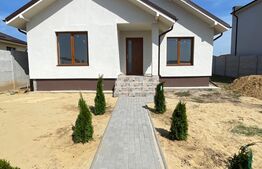 Casă pe parter la cheie, 81 mp utili, 467 mp teren, toate utilitățile, Cârcea Nouă