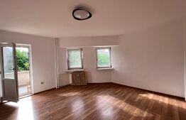 REDUCERE! Apartament 2 camere decomandat pretabil birouri, et. 1, 49 mp utili, Ultracentral
