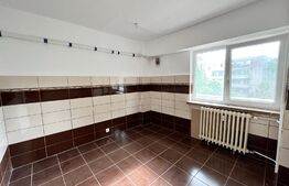 REDUCERE! Apartament 2 camere decomandat pretabil birouri, et. 1, 49 mp utili, Ultracentral