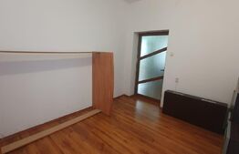 Casa recent renovata, 3 camere, zona centrala