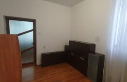 Casa recent renovata, 3 camere, zona centrala